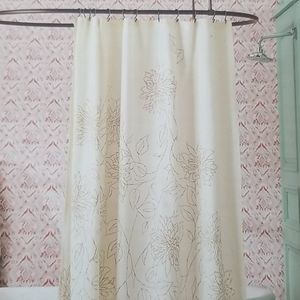 Floral design shower curtain